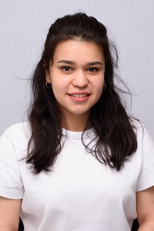 Porträt von Mokhinur Sadulloeva